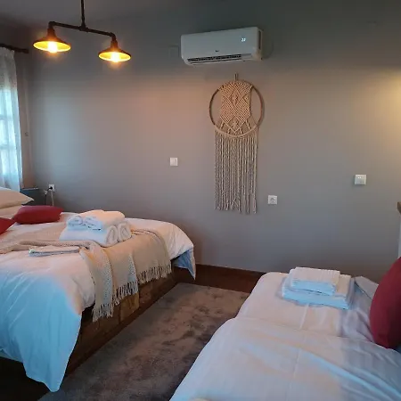 Rinoula's Traditional Mouresi