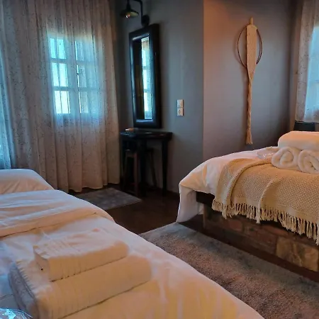 Rinoula's Traditional *