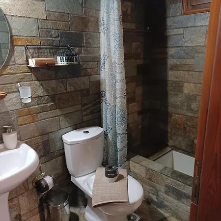 Rinoula's Traditional * Mouresi