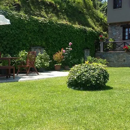 Rinoula's Traditional *