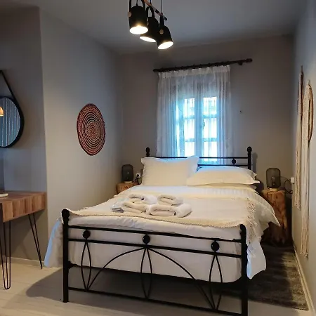 Rinoula's Traditional *