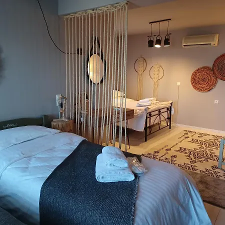 Rinoula's Traditional *