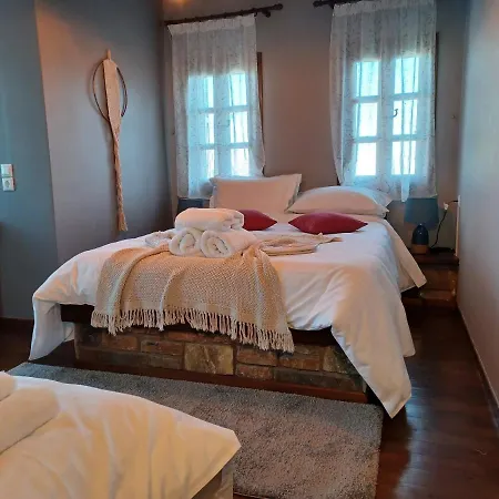 Rinoula's Traditional *