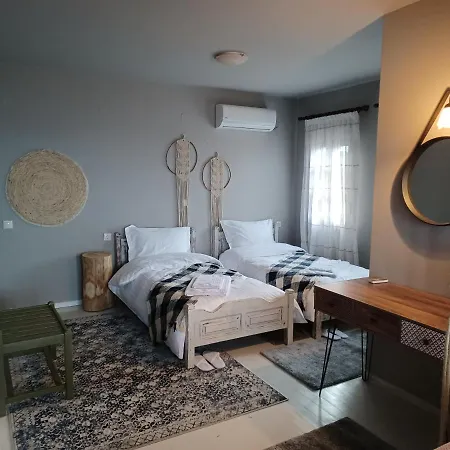 Rinoula's Traditional Appartement *